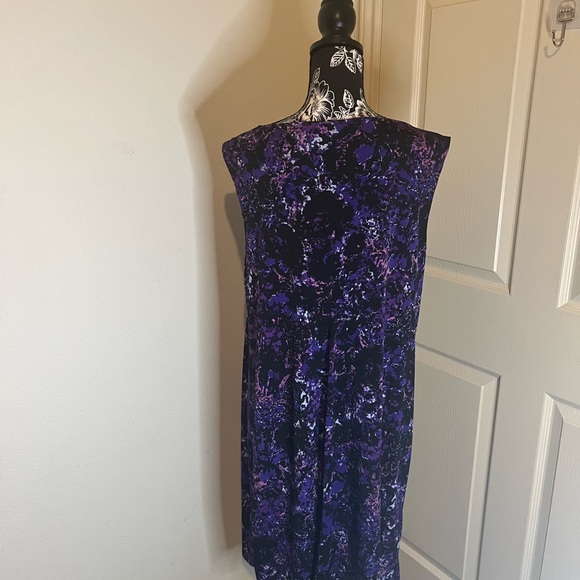 Sleeveless Purple multi-colored Dress - Picture 2 of 3